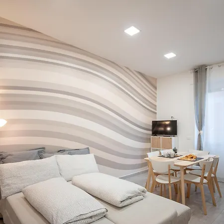 Nicoletta Rivieraholiday Apartmán *