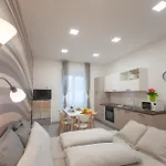 Nicoletta Rivieraholiday Apartment Albenga