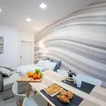 Nicoletta Rivieraholiday Apartment