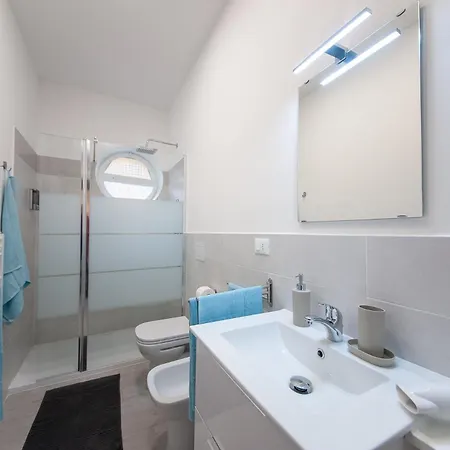 Apartment Nicoletta Rivieraholiday